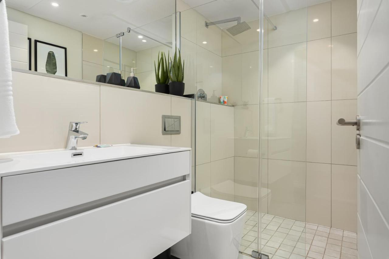 Luxury De Waterkant Apartments Cape Town Exterior photo