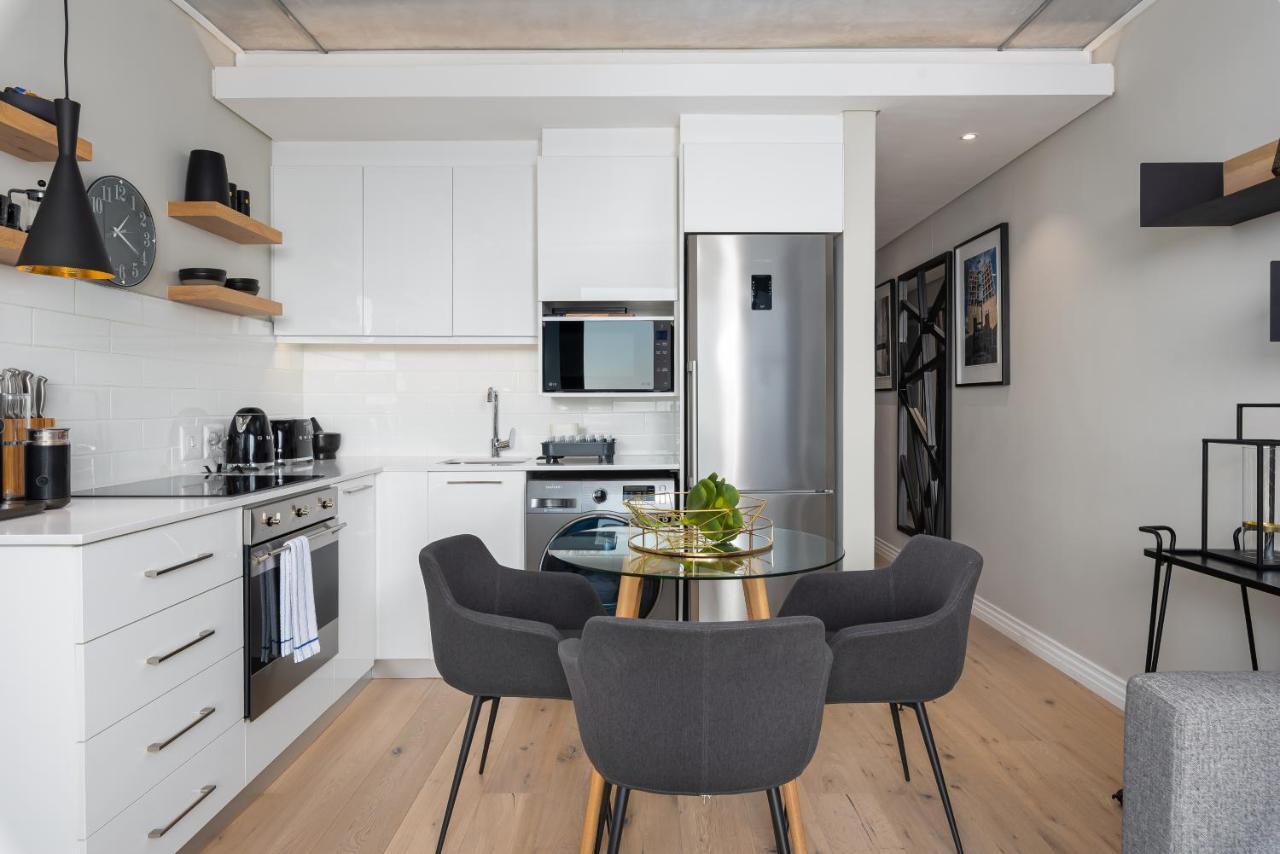 Luxury De Waterkant Apartments Cape Town Exterior photo